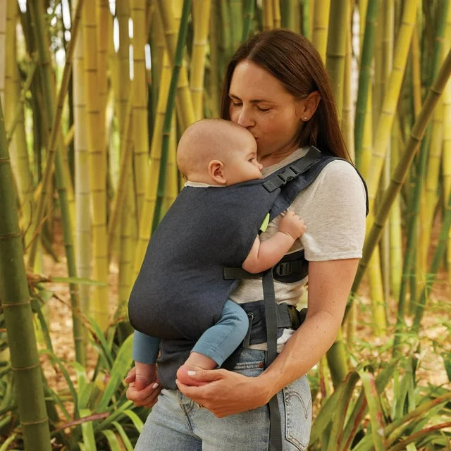 Infantino Fold & Go 2-in-1 Lightweight Carrier - Perfect for Quick Outings with Babies and Toddlers 12-40lbs, Gray